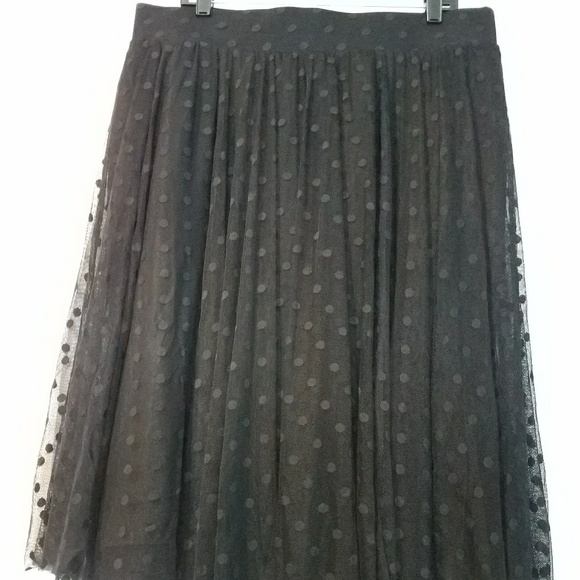 NWOT Torrid Black Dot Tulle Overlay Midi Skirt - Picture 3 of 8